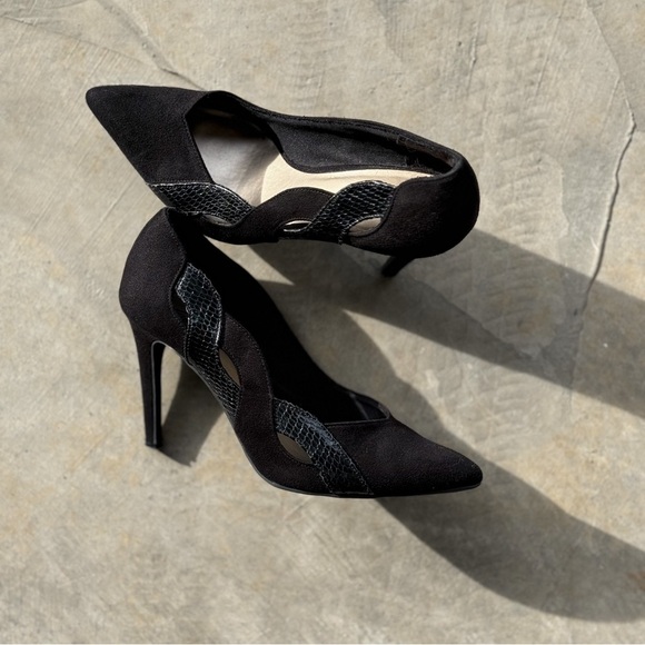 Fioni black suede and snake twist high  Heels - Picture 7 of 7